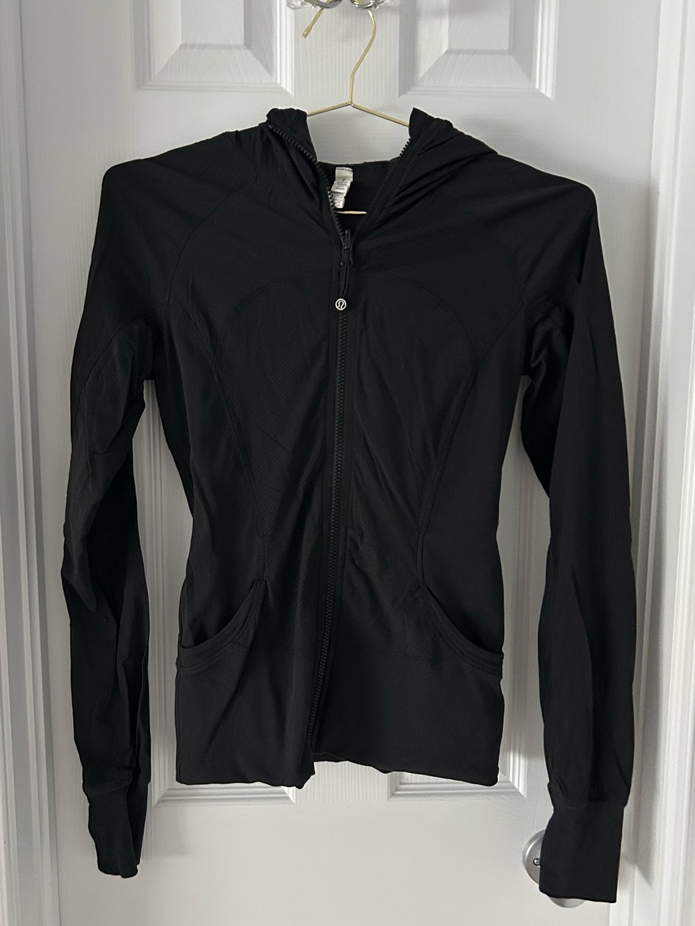 Lululemon Black Hooded Runner Zip Jacket - Size 6
